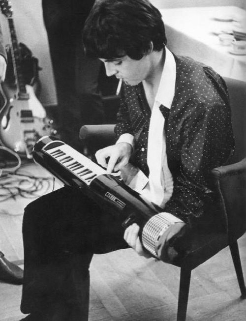 Paul McCartney fiddles around with a Tubon